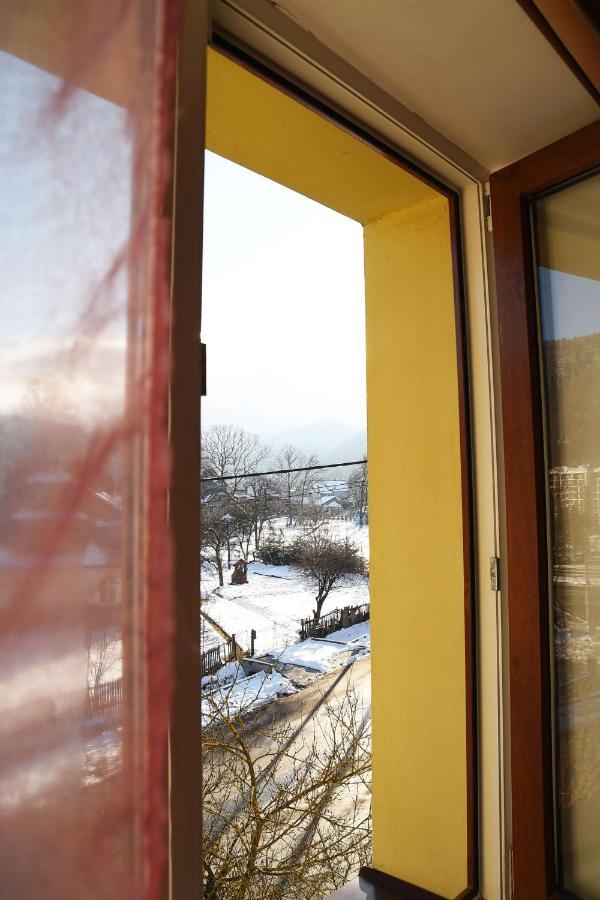 Oskolok Dovbusha Mini-Hotel Jaremtje Exteriör bild