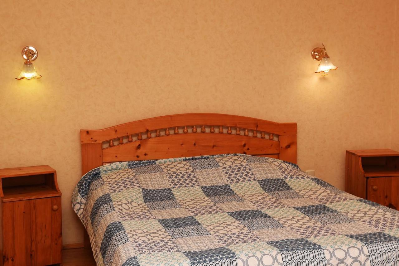 Oskolok Dovbusha Mini-Hotel Jaremtje Exteriör bild