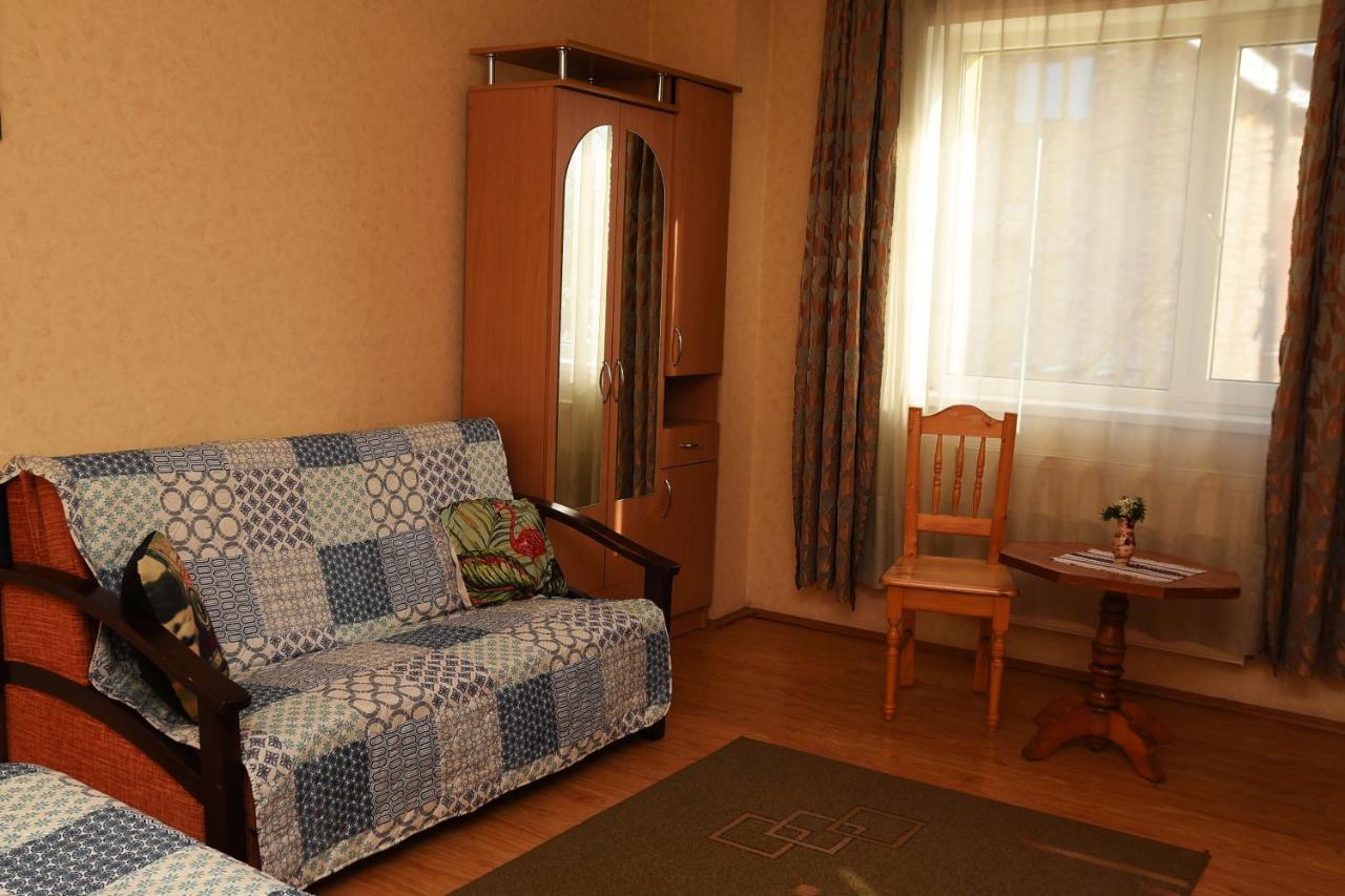 Oskolok Dovbusha Mini-Hotel Jaremtje Exteriör bild