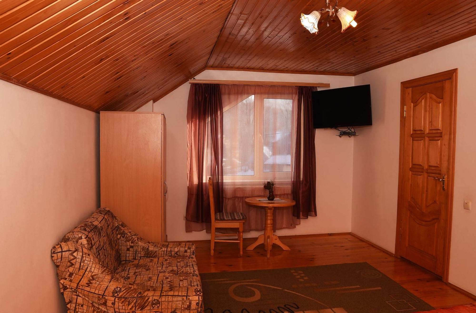 Oskolok Dovbusha Mini-Hotel Jaremtje Exteriör bild